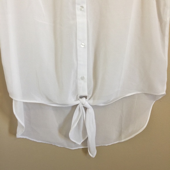 Lime Blue tie front blouse size medium - Picture 3 of 4